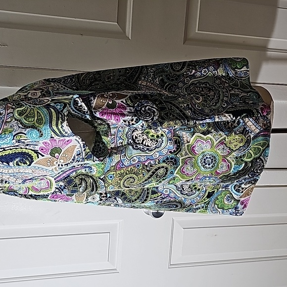 TALBOTS, Paisley print blouse size 16. Cap sleeves.  Polyester multiple colors. - Picture 5 of 8